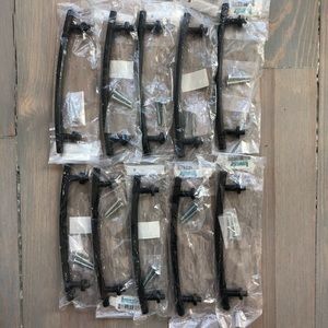 10 Laurey Black Matte Nantucket cabinet pulls